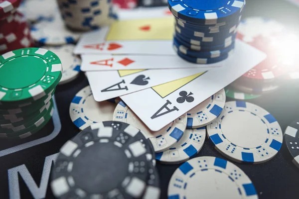 99zk Bandar Poker live dealer table with HD video and card display